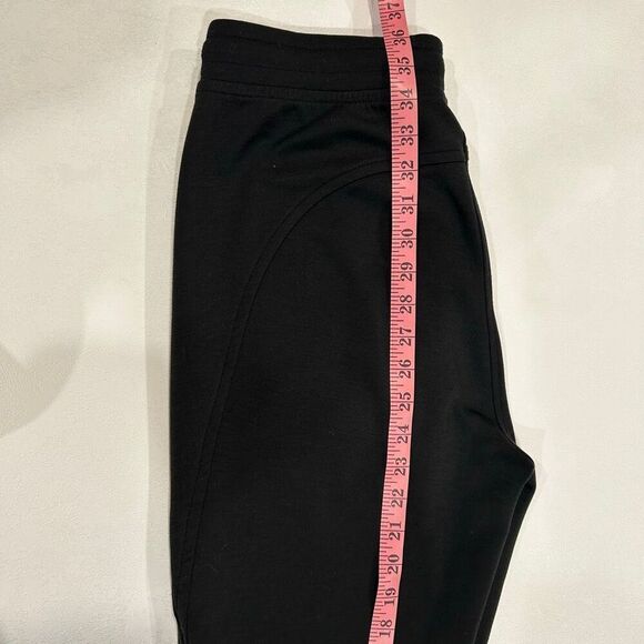 Lululemon Black Joggers Size 6 High Rise Ready to Rulu Dance Studio Pants - Picture 5 of 5